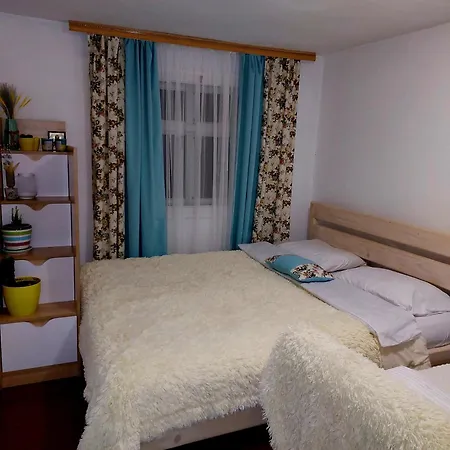 глиняна хатинка Beloberezka