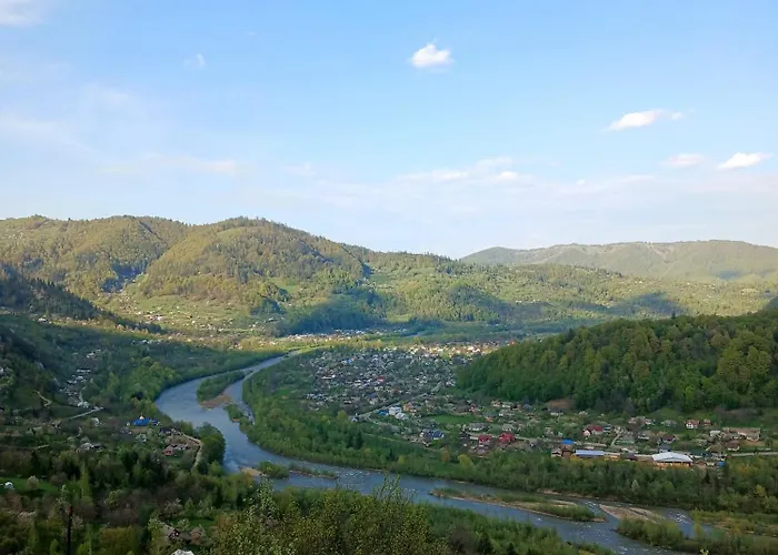 глиняна хатинка *